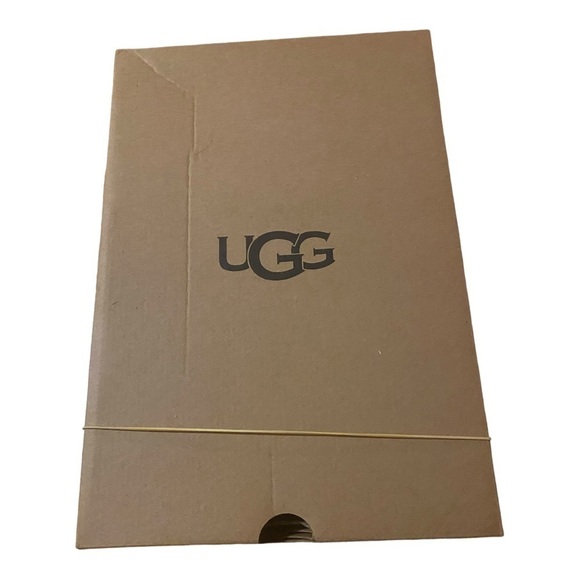 Brand new in box UGG ultra mini braid booties size 8 - Picture 7 of 9